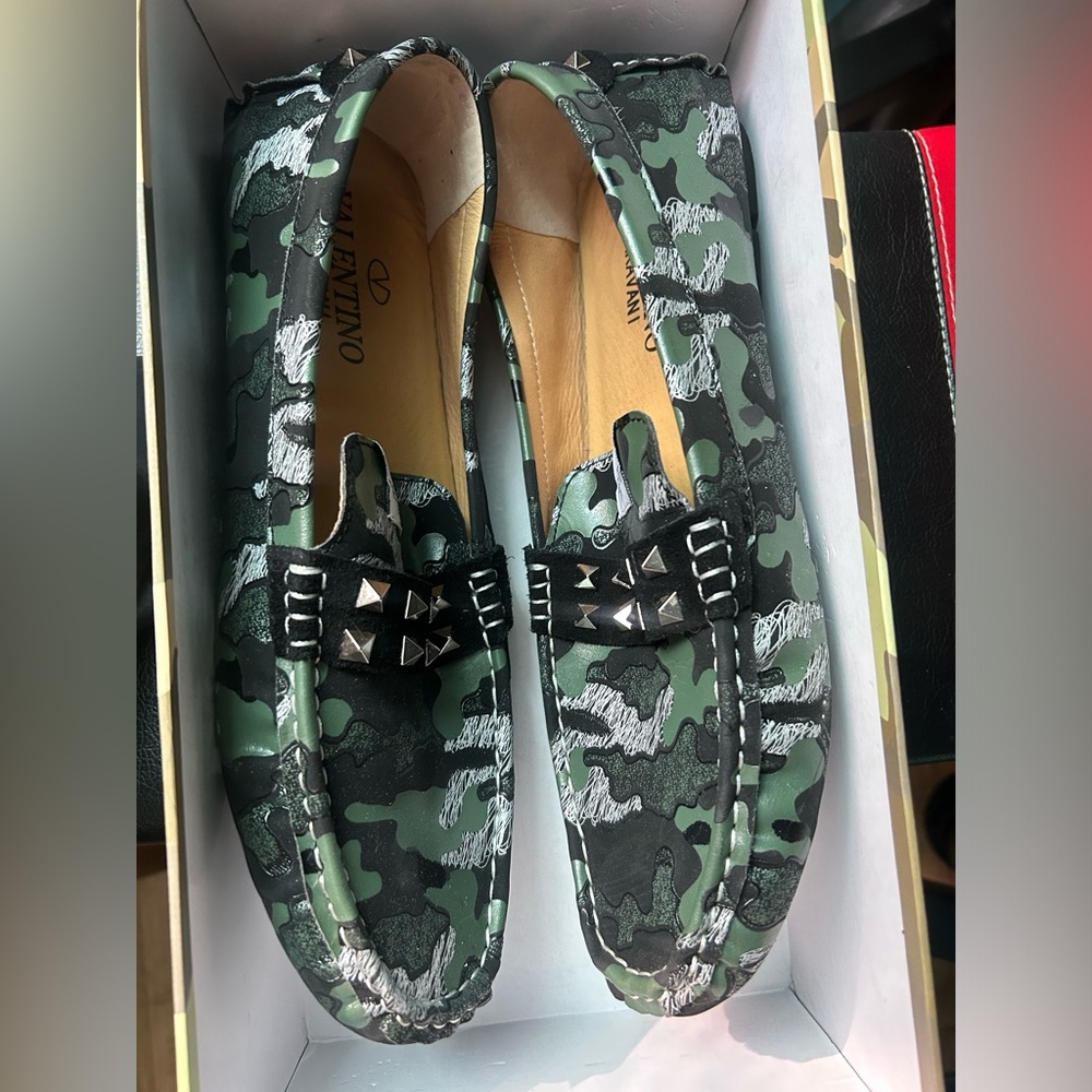 Valentino Garavani Loafers
